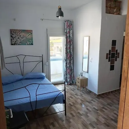 Molos Pine View * Μώλος Πάρου